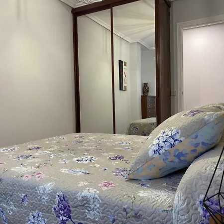 Begona Centro By Flowhome